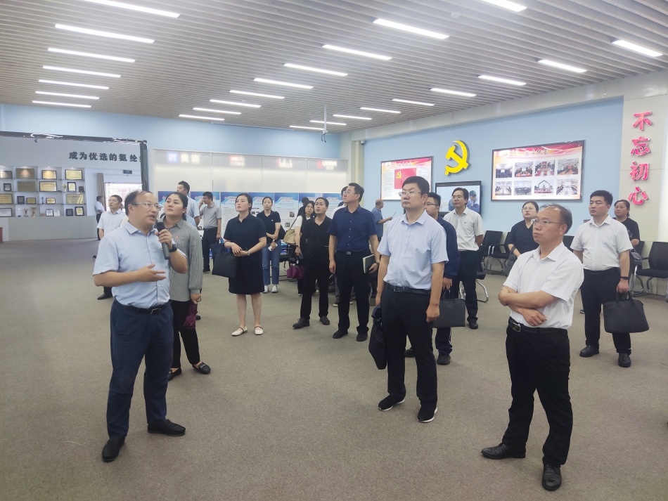 2024年7月17日，市國資委系統(tǒng)在公司開展“三組聯(lián)建”現(xiàn)場觀摩1（公司展廳）_副本